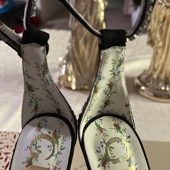 Gucci Isle Crystal Embellished Heels - Picture 9 of 11